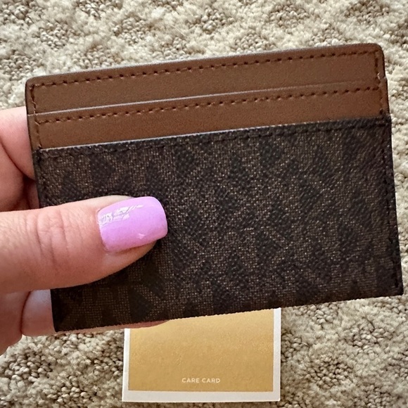 New Michael Kors Cardholder case - Picture 2 of 4